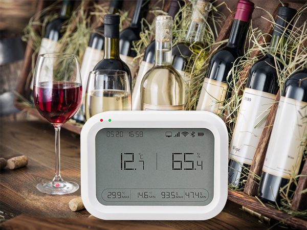 Wireless Temperature and Humidity Logger for Cigar and Red Wine